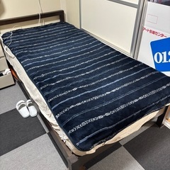【譲り先決定】シングルベッド➕電気毛布•カバー類セット