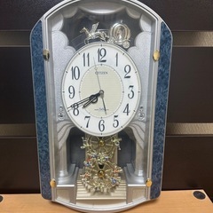 掛け時計！メロディ付き！からくり時計！