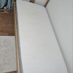 IKEA　シングルベッドの画像
