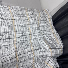 シングルベッド 枕なし