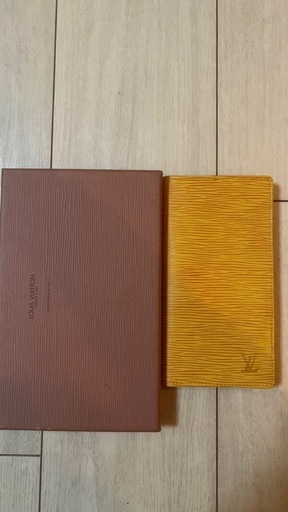 ルイヴィトン　財布