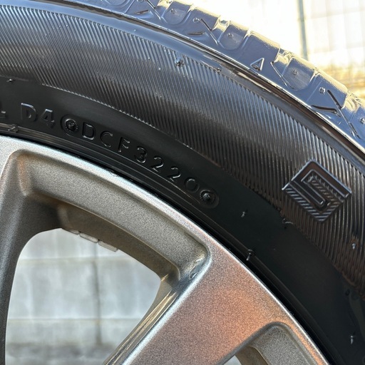 2月限定価格　185/55/15  ナット付き　リム5.5J PCD100 オフセット+45 　15インチ
