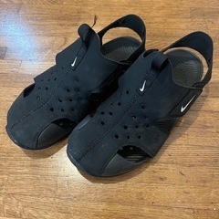 NIKE サンダル 22cm　