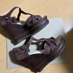 ダイアナ　サンダル　ウェッジソール　35の画像