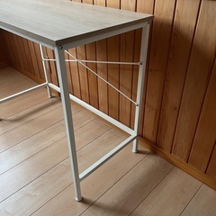 机欲しい方いらっしゃいませんか？美品ですの画像