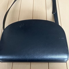 APC ショルダーバッグの画像