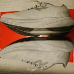 ランニングシューズ new balance  FUELCELL PROPELL V5の画像