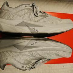 ランニングシューズ new balance  FUELCELL PROPELL V5の画像