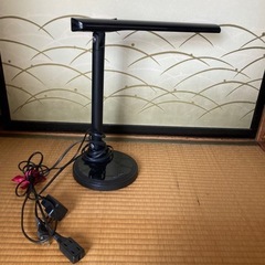 お譲りします　LED デスクライト