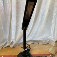 お譲りします　LED デスクライトの画像
