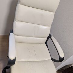 ニトリ ワークチェア オフホワイトの画像