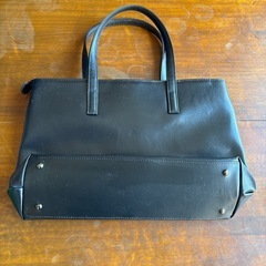 リクルートバックの画像