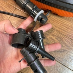 電動ポンプ　シガーソケットの画像