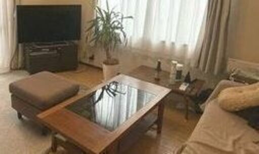 ★個人フリーマーケット　3/1限定　無償～　数千円　数万円まで各種あり　家具・家電各種色々ございます　テレビ　エアコン　タンス　テーブル　電動ベッド　照明器具　チェアー　ソファ　ラック　カーテン　食器棚　オーディオラック　金庫　収納棚　カーペット　車いす　などなど色々