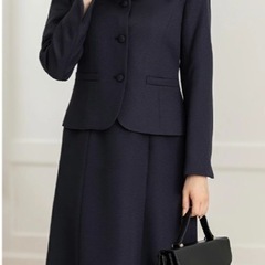 フォーマルスーツの画像