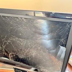 テレビ　壊された