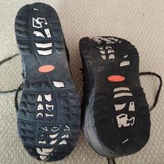 ジャンク品　登山靴　２６．５ｃｍ　キャラバンの画像