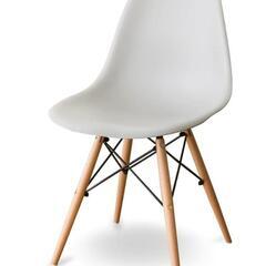 机と椅子のセットの画像