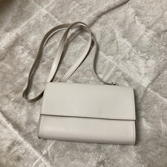 【未使用品】ユニクロ ショルダーバッグ 肩掛け