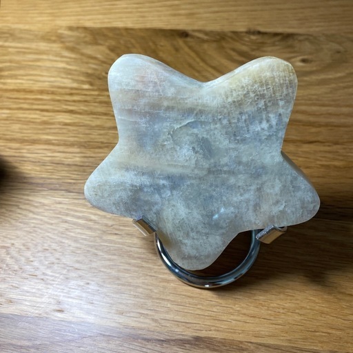 天然石 ムーンストーン 星 台座付き