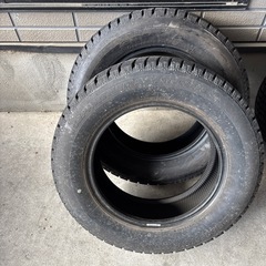 BSバリ山スタッドレス195/65R15の画像