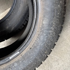 BSバリ山スタッドレス195/65R15の画像