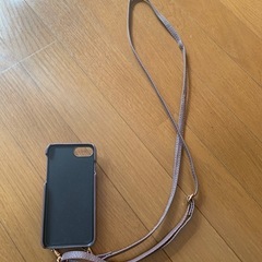 ストラップケース〜iPhone8用　の画像