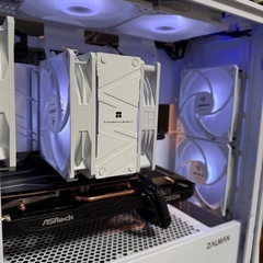 ゲーミングPC 白環境 ZALMAN Z1 Iceberg Ryzen5 5600G Radeon RX6650XTの画像