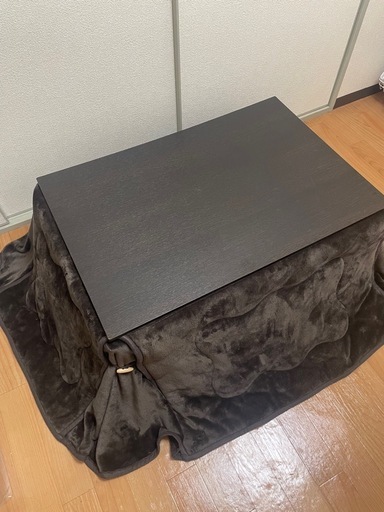 木製テーブル・こたつ布団