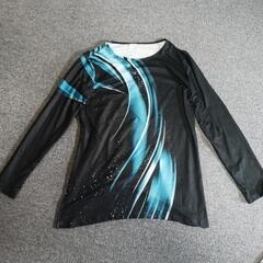 新品未使用Mサイズ服(無料)