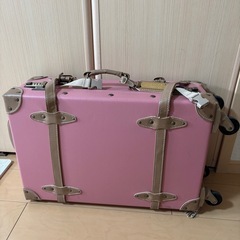 スーツケース　キャリーケース　ピンク