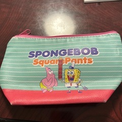 スポンジボブメイクポーチの画像