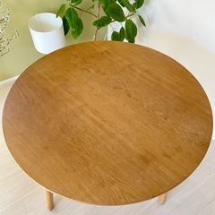 カフェテーブル・ダイニングテーブルの画像