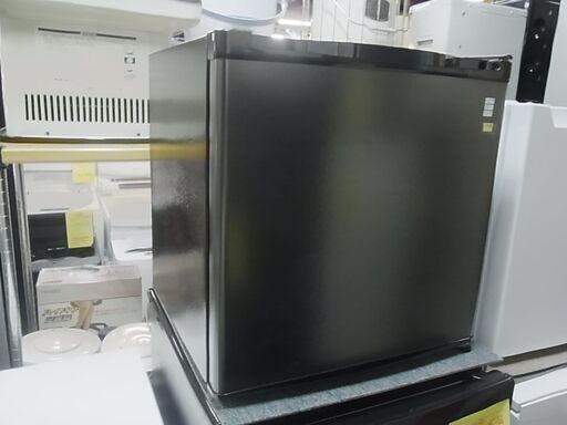 maxzen マクスゼン　１ドア冷蔵庫　46L　右開き　JR046ML01GM　黒　ブラック　2020年製