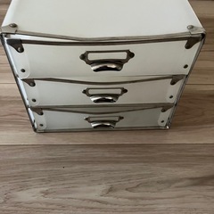 収納箱