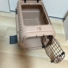 キャリーケースS・クレート リッチェル 犬猫用 シートベルト固定可能の画像