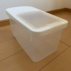 ニトリ　お米入れ