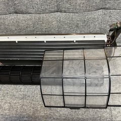 DAIKIN冷暖房エアコン取引中です2.2k標準設置まで込みですの画像