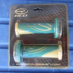 ハンドルグリップ　新品