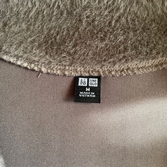 UNIQLO ファージャケット
の画像