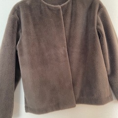 UNIQLO ファージャケット
の画像
