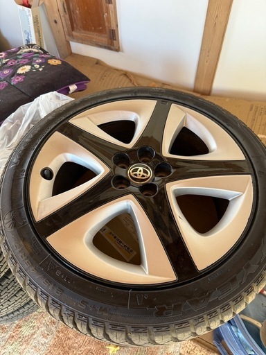50プリウス　純正17インチ　4本タイヤホイールセット　値下げしました
