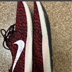 NIKE ナイキ スニーカー 赤 黒 スニーカーの画像