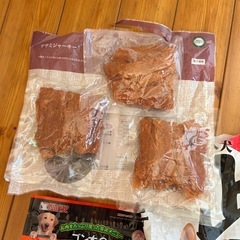 値下げします　ドッグフード　犬のおやつ　いろいろの画像