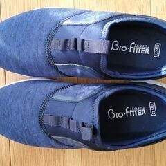 Bio fitter・sport スニーカー・紺色の画像