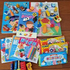 ☆おりがみの本・あぶら粘土・おもしろ消しゴム他☆