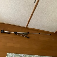 カメラの三脚の画像