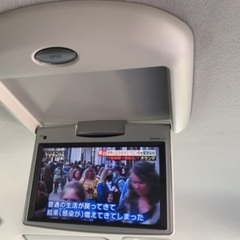 TOYOTA ヴォクシィ フリップダウン モニター