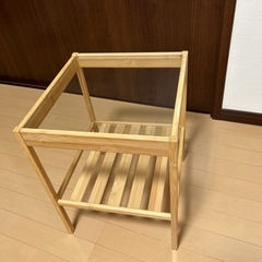 サイドテーブル