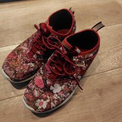 NIKE　23.5 6.5